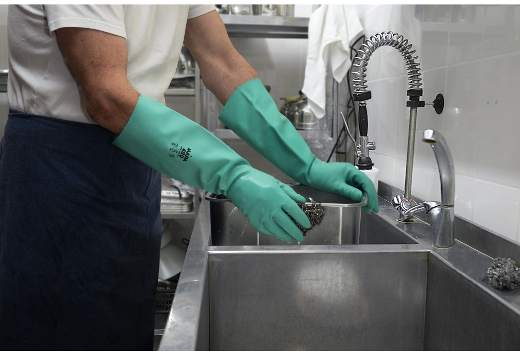 MAPA Ultranitril 480 Nitrile Gloves